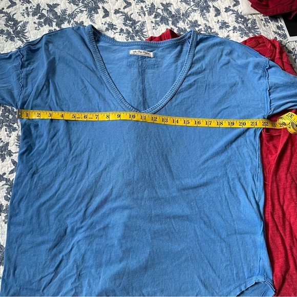 Women's V-Neck Long Sleeve Tops - Blue and Red - Picture 9 of 16